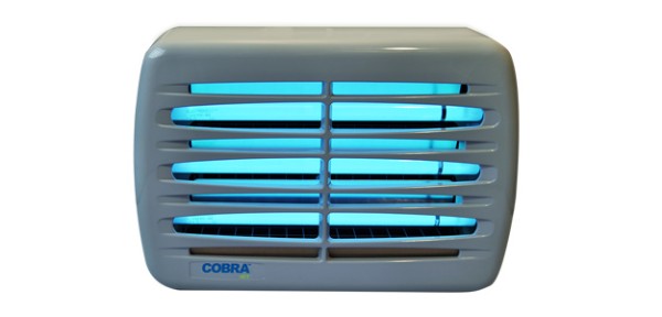 Genus¨ Cobra Jet insect killer 3 x 15W lamp sleeved with the protection class IP45 Brandenburg CT315-32-04S